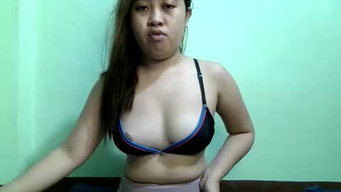 Hi  its me shine  online show from 10/24/25, 04:36