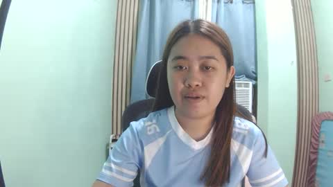 Snapshot of pinkish_shine chatting on 05/29/26, 06:28 Hi its me shine online show from 05/29/26, 06:28