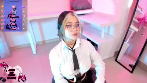 PINKK online show from 10/26/25, 02:12