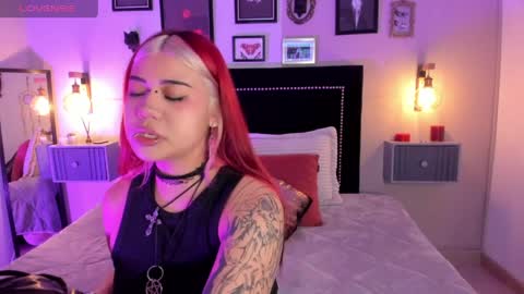 PINKK online show from 03/31/26, 01:00