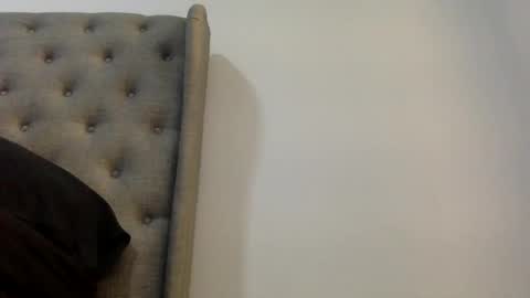 Snapshot of pinkmonae chatting on 10/21/25, 05:41 pinksugar online show from 10/21/25, 05:41