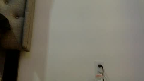 Snapshot of pinkmonae chatting on 10/28/25, 02:37 pinksugar online show from 10/28/25, 02:37