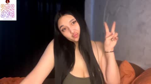 Snapshot of pinkncrazy chatting on 11/22/25, 09:08 HERES ALICE WELCOME EVERYONE LOVENSE DOMI REACT TO YOUR TIPS LETS MAKE A GREAT SHOW TOGETHER online show from 11/22/25, 09:08