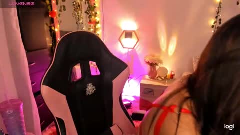 Sarah .. online show from 01/22/25, 03:09