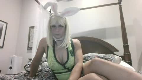 Snapshot of pinkpillbambi chatting on 08/03/26, 03:05 pinkpillbambi online show from 08/03/26, 03:05