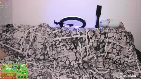 Snapshot of pinkslobber chatting on 04/09/26, 09:04 Helen Goat online show from 04/09/26, 09:04