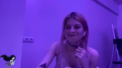 Sara online show from 10/29/25, 09:27