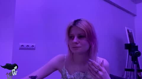 Sara online show from 10/30/25, 10:10