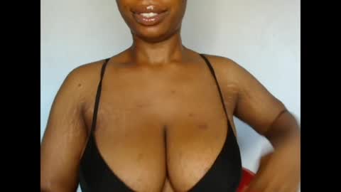 Snapshot of pinkxsugar chatting on 07/01/26, 03:45 pinkxsugar online show from 07/01/26, 03:45