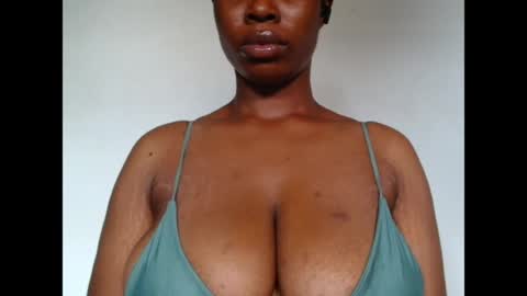 Snapshot of pinkxsugar chatting on 07/03/26, 02:23 pinkxsugar online show from 07/03/26, 02:23