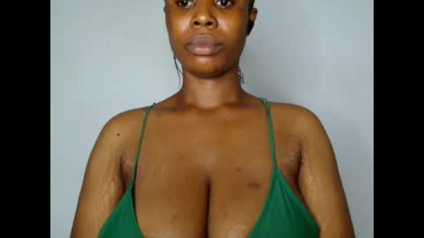 Snapshot of pinkxsugar chatting on 07/06/26, 06:32 pinkxsugar online show from 07/06/26, 06:32