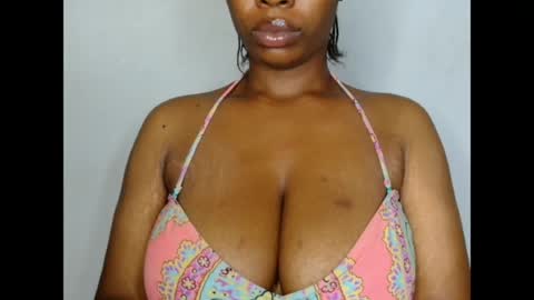 Snapshot of pinkxsugar chatting on 07/09/26, 06:12 pinkxsugar online show from 07/09/26, 06:12