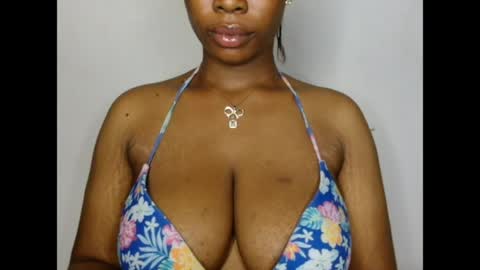 Snapshot of pinkxsugar chatting on 07/14/26, 06:35 pinkxsugar online show from 07/14/26, 06:35