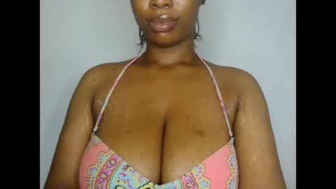 Snapshot of pinkxsugar chatting on 07/15/26, 08:19 pinkxsugar online show from 07/15/26, 08:19