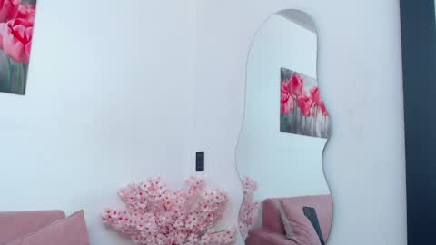 pinky_f00x online show from 04/15/26, 07:32