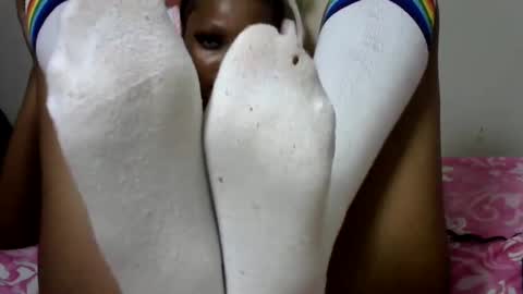 Snapshot of pinky_lov chatting on 02/15/25, 12:33 pinky_lov online show from 02/15/25, 12:33
