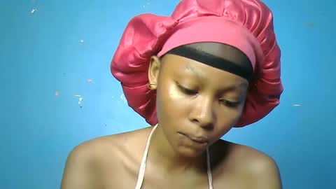 Snapshot of pinky_lov chatting on 10/26/25, 11:38 pinky_lov online show from 10/26/25, 11:38