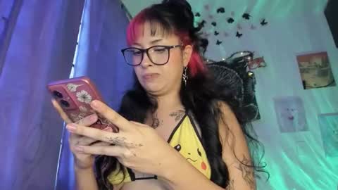 pinky_promiseex online show from 01/13/26, 10:59