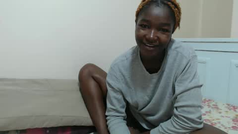 zenah online show from 04/24/26, 09:56
