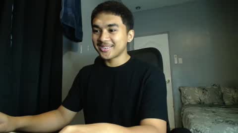 Snapshot of pinoyadriannexxx chatting on 02/04/26, 05:13 Adrianne online show from 02/04/26, 05:13