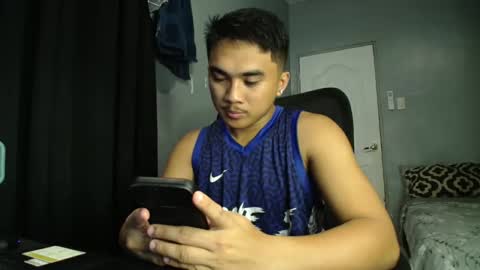 Snapshot of pinoyadriannexxx chatting on 02/05/26, 10:42 Adrianne online show from 02/05/26, 10:42