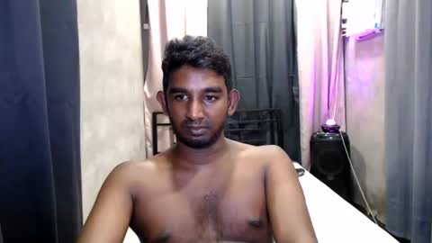 rayvienn online show from 07/11/26, 09:23