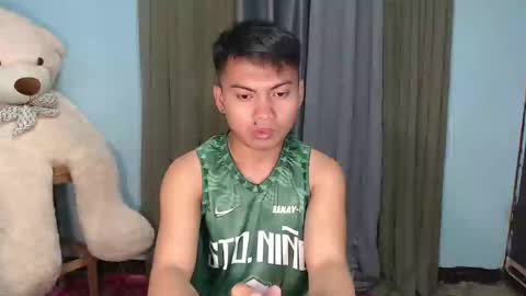 Snapshot of pinoycharmingboss20xx chatting on 02/04/25, 01:16 Donald online show from 02/04/25, 01:16