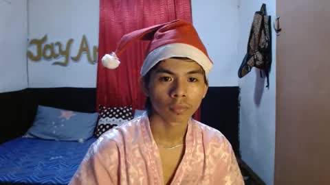 Snapshot of pinoymonstercock_xx chatting on 12/24/24, 02:54 WIN WIN JAY AR online show from 12/24/24, 02:54