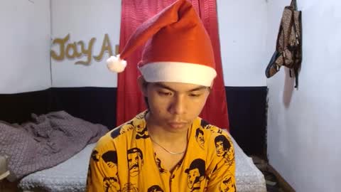 Snapshot of pinoymonstercock_xx chatting on 12/25/24, 05:16 WIN WIN JAY AR online show from 12/25/24, 05:16