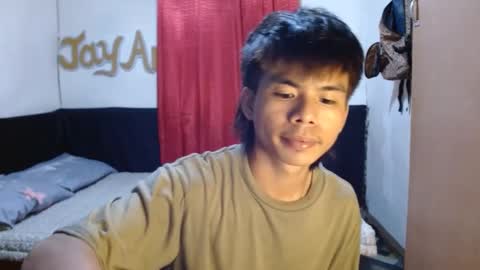 Snapshot of pinoymonstercock_xx chatting on 01/10/25, 08:51 WIN WIN JAY AR online show from 01/10/25, 08:51