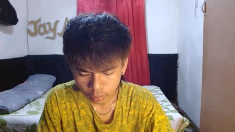 Snapshot of pinoymonstercock_xx chatting on 01/16/25, 05:32 WIN WIN JAY AR online show from 01/16/25, 05:32