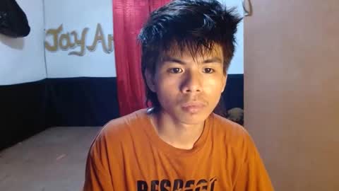 Snapshot of pinoymonstercock_xx chatting on 01/22/25, 05:26 WIN WIN JAY AR online show from 01/22/25, 05:26