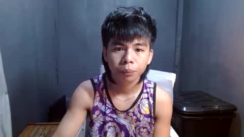 Snapshot of pinoymonstercock_xx chatting on 11/24/25, 05:40 WIN WIN JAY AR online show from 11/24/25, 05:40