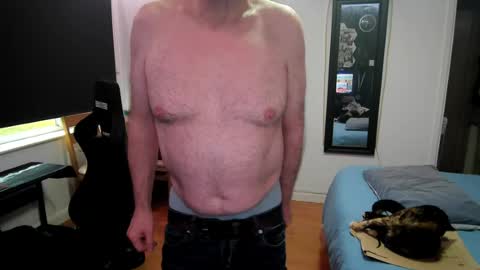 Snapshot of pip10 chatting on 04/11/26, 08:07 pip10 online show from 04/11/26, 08:07