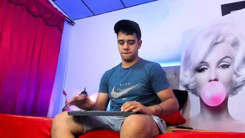 pipe_320 online show from 01/12/25, 12:07