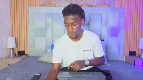 pipedark_ online show from 09/29/25, 04:17