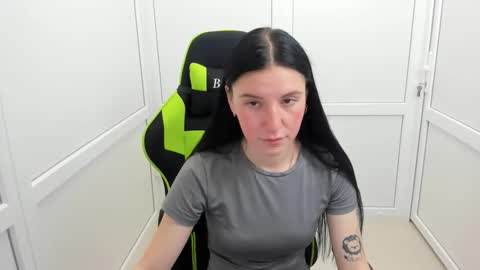 Snapshot of piper_smilee chatting on 06/03/26, 12:08 Piper online show from 06/03/26, 12:08