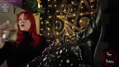 Snapshot of piperpentacles chatting on 04/20/26, 06:53 piper online show from 04/20/26, 06:53