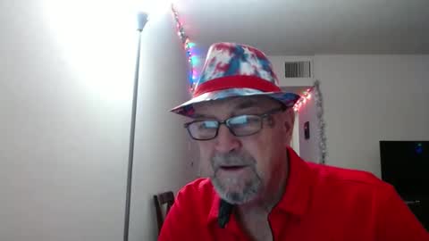 Snapshot of pipewizard chatting on 01/01/25, 01:15 pipewizard online show from 01/01/25, 01:15