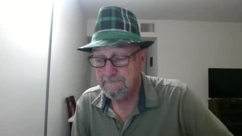 Snapshot of pipewizard chatting on 01/25/25, 01:10 pipewizard online show from 01/25/25, 01:10