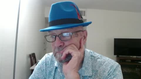 Snapshot of pipewizard chatting on 03/07/25, 12:15 pipewizard online show from 03/07/25, 12:15