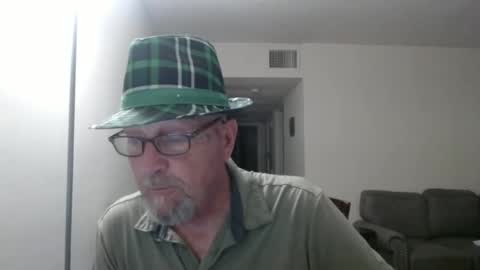 Snapshot of pipewizard chatting on 09/15/25, 12:10 pipewizard online show from 09/15/25, 12:10