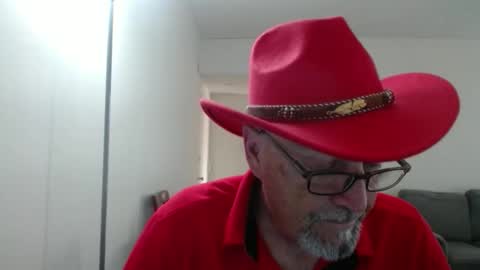 Snapshot of pipewizard chatting on 09/15/25, 10:54 pipewizard online show from 09/15/25, 10:54
