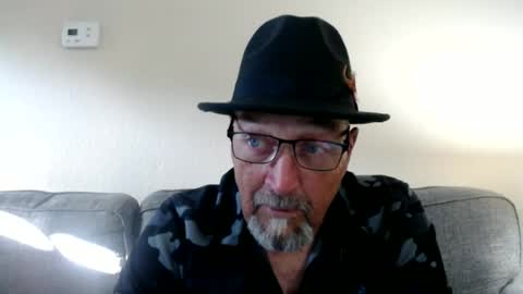 Snapshot of pipewizard chatting on 06/11/26, 11:14 pipewizard online show from 06/11/26, 11:14