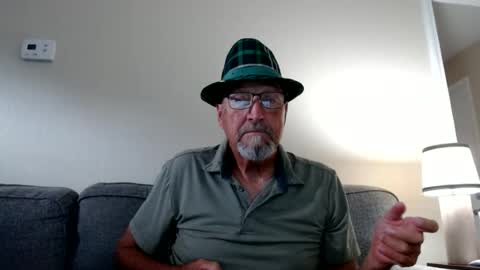 Snapshot of pipewizard chatting on 06/26/26, 10:25 pipewizard online show from 06/26/26, 10:25