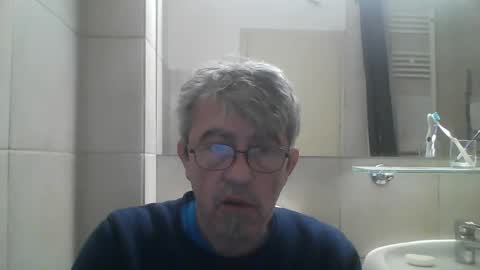 pipi2704 online show from 12/29/24, 08:00