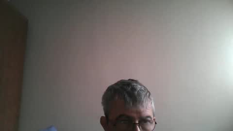 pipi2704 online show from 01/18/25, 10:49