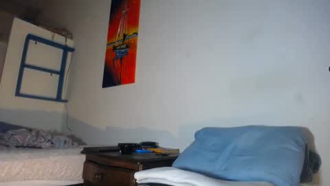 Snapshot of pirata_privado chatting on 11/09/25, 01:48 pirata_privado online show from 11/09/25, 01:48