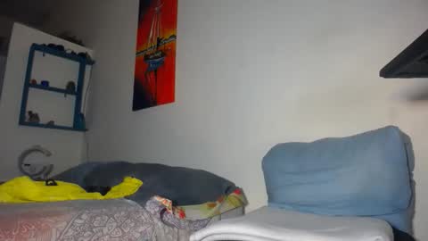 Snapshot of pirata_privado chatting on 11/13/25, 05:06 pirata_privado online show from 11/13/25, 05:06