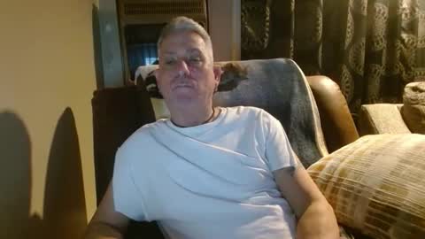 Snapshot of pirate334 chatting on 01/07/26, 01:19 pirate334 online show from 01/07/26, 01:19